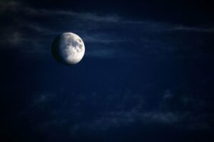 Read more about the article Hat der Mond Einfluss auf natürliche Rhythmen?